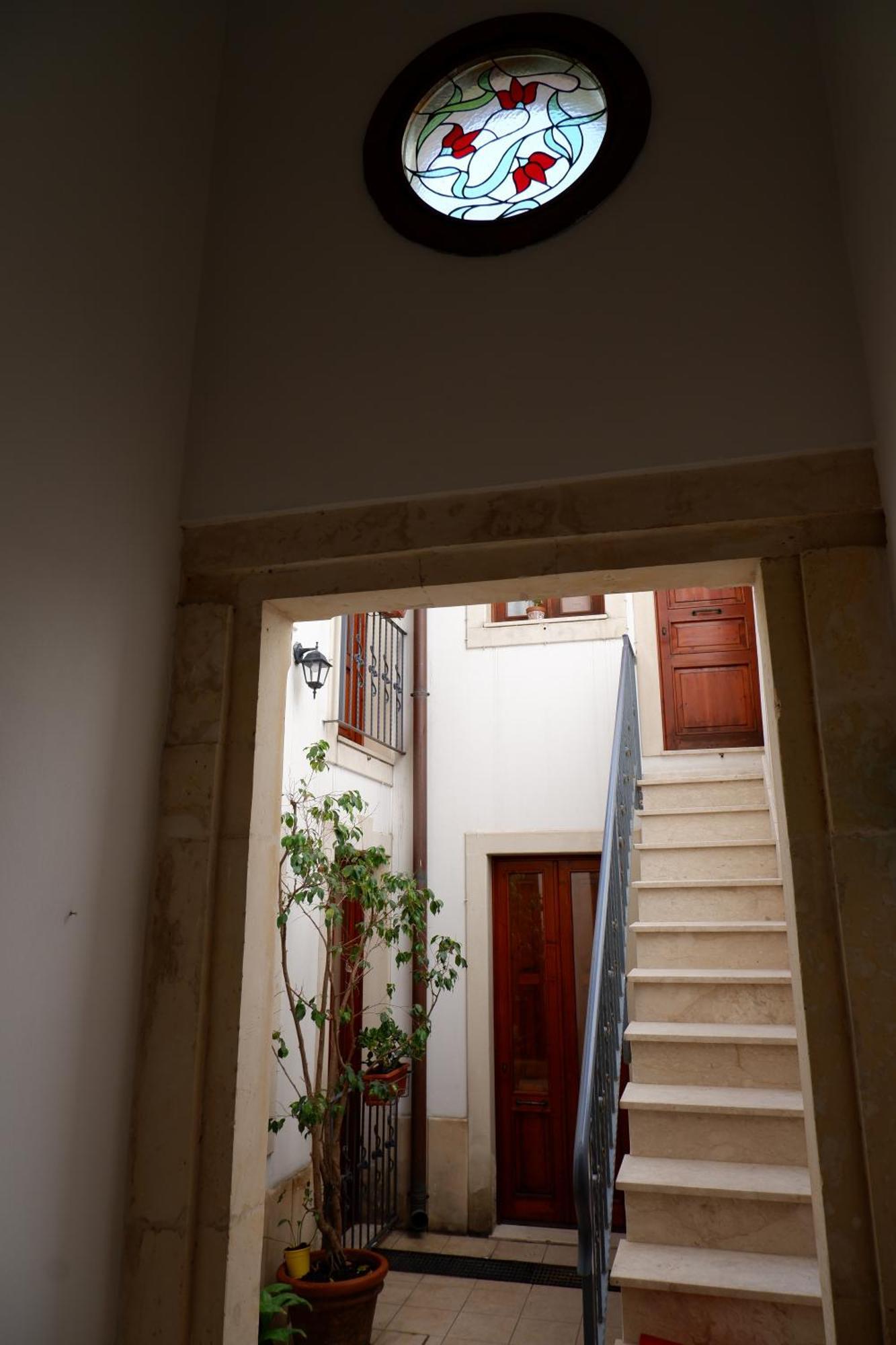 Sike Appartamenti Syrakus Exterior foto
